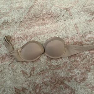 Strapless bra